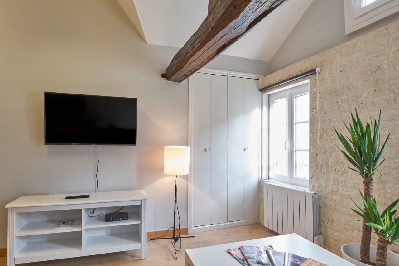 Apartament Le Saint Pierre, Atypique Au Coeur Du Centre Ville Caen Zewnętrze zdjęcie